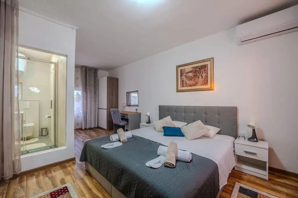 Villa Leny With Pool Sukosan Croatia